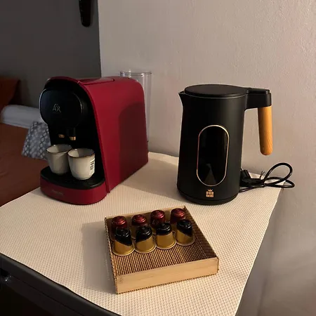 Le Reve Ocre לינה וארוחת בוקר טולון